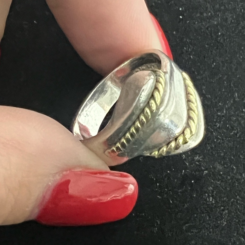 925 STERLING SILVER VINTAGE MEXICO RING. SOLID AND HEAVY